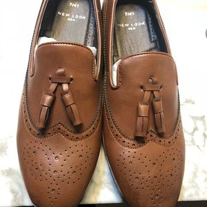 Men’s dress shoes